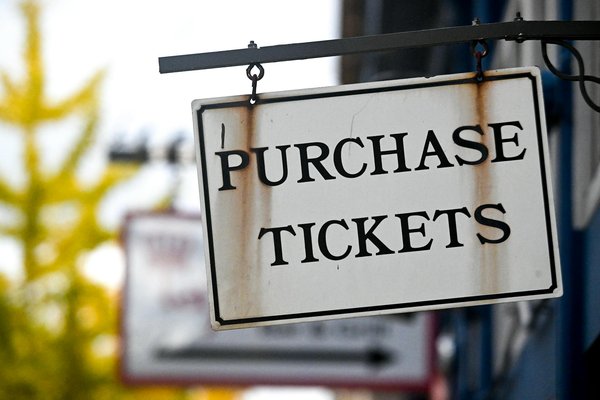 Embark on Legendary UK Cruises: Discover the Rich Legacy of British Theatre