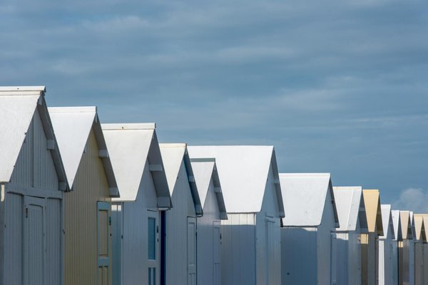 Discover Edinburgh's Lively Festivals on a Shoestring Budget: An Affordable Cultural Guide